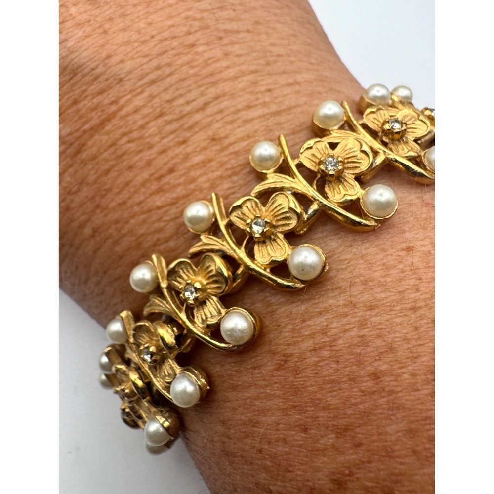 Vintage Flower Bracelet Faux Pearl Dogwood Vine Link Gold Tone MCM